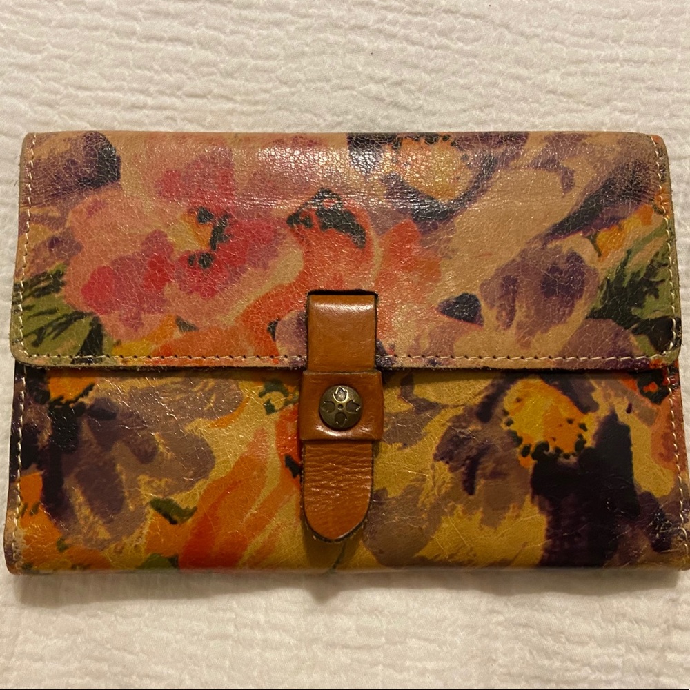 Patricia Nash floral wallet
